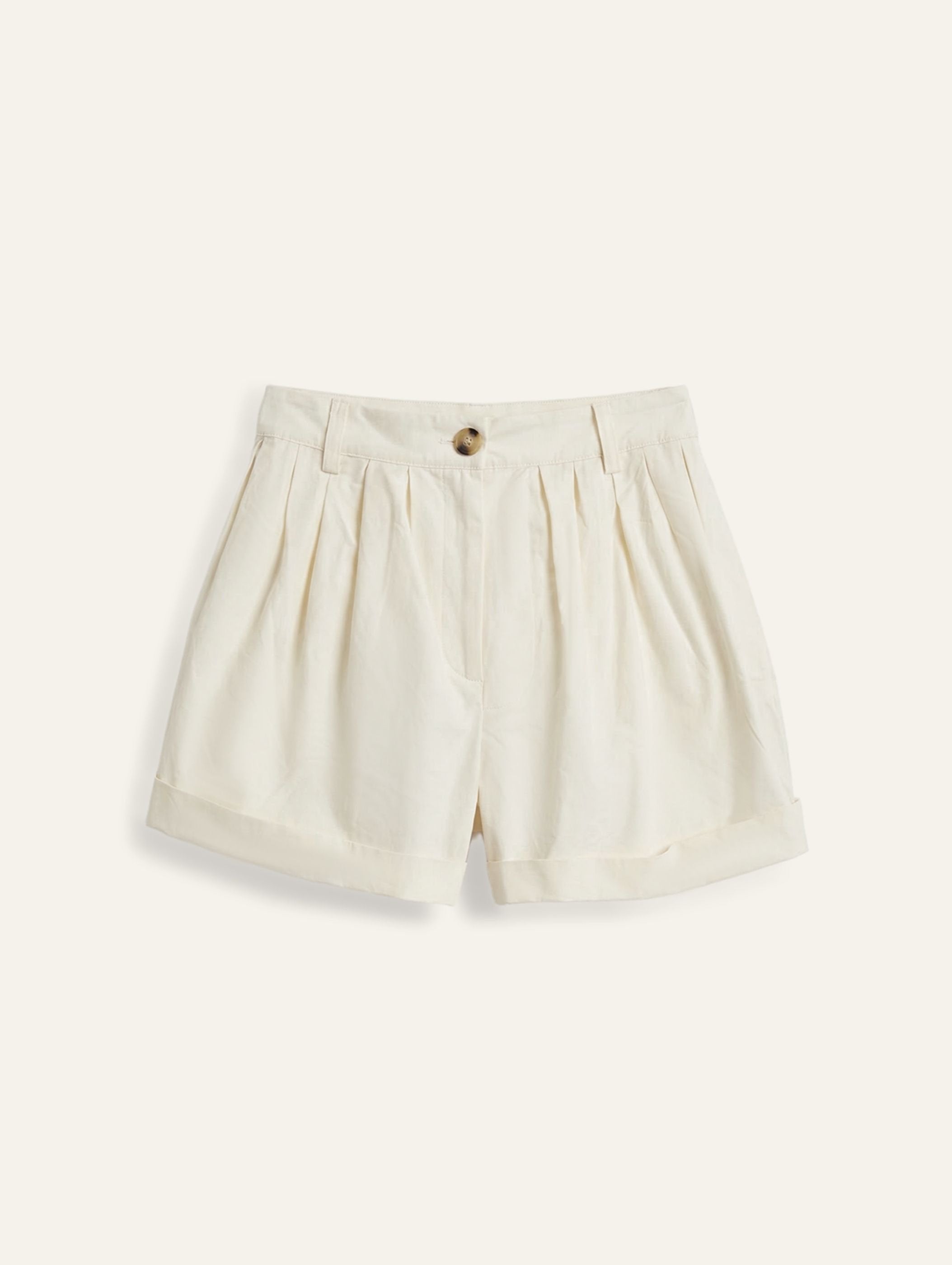 Pleated Essential Short
